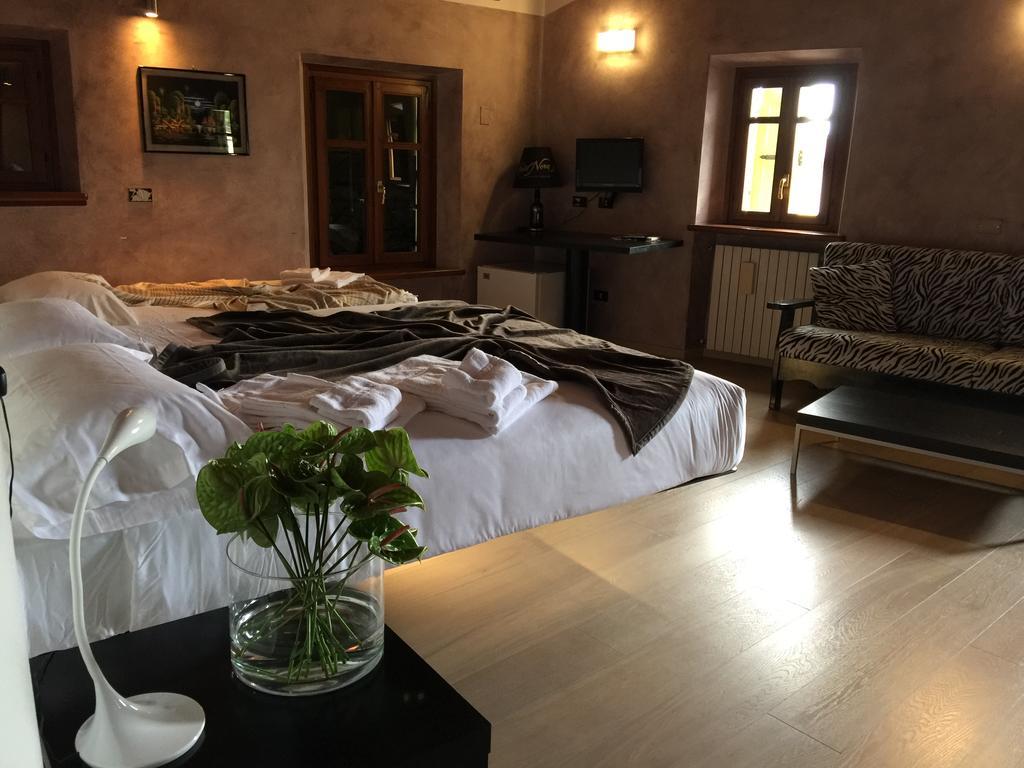 Albergo Al Cacciatore Tortellinando Валеджо-суль-Мінчо Екстер'єр фото
